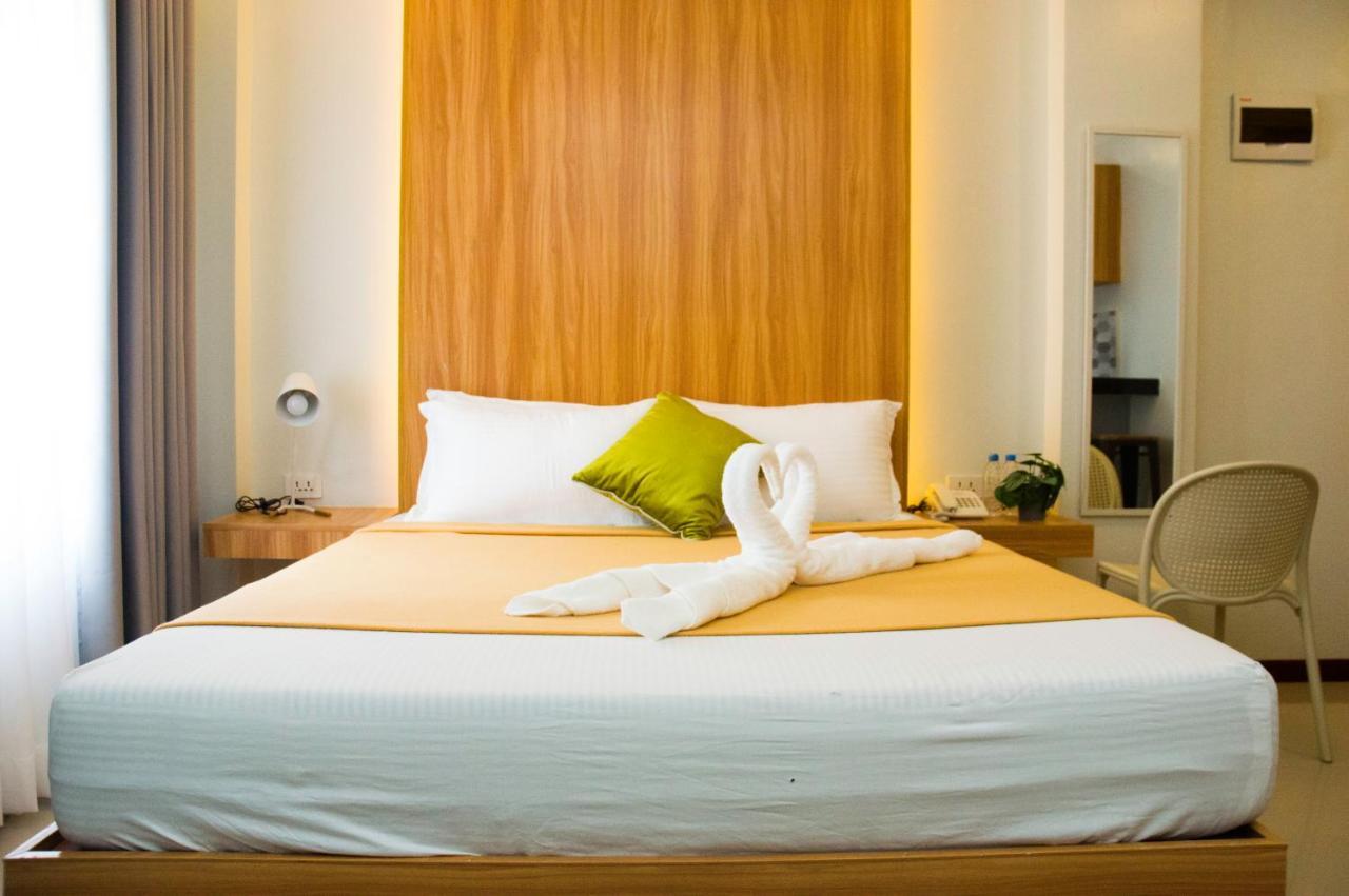 Elti Suites By Bluebookers Angeles Kültér fotó