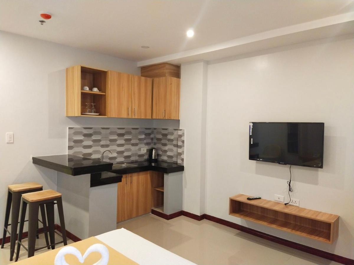 Elti Suites By Bluebookers Angeles Kültér fotó