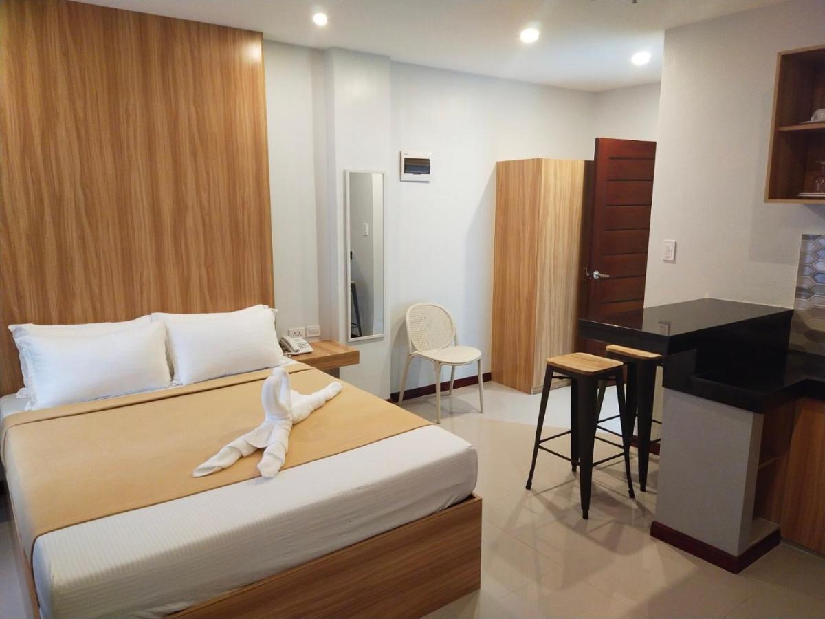 Elti Suites By Bluebookers Angeles Kültér fotó